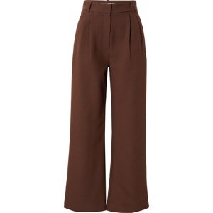 Kalhoty se sklady v pase Abercrombie & Fitch čokoládová